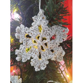 Pahuljica - ukras za bor Pahuljica - ukras za bor
