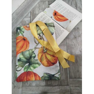 Komplet bundeva - torbica za knjige i označivač stranica