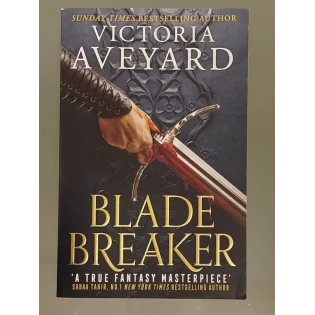 Victoria Aveyard - Blade Breaker